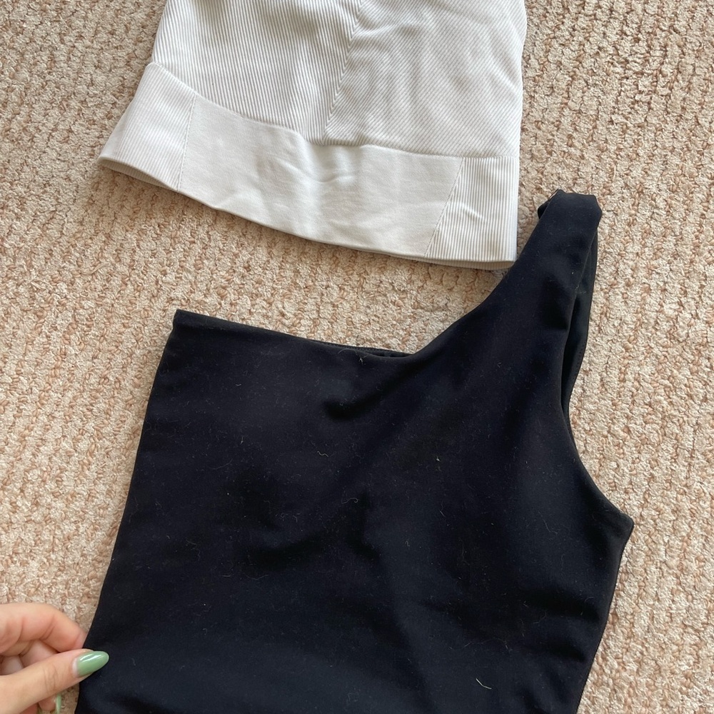 Abercrombie & Fitch White and Black Tank Tops - Picture 2 of 6